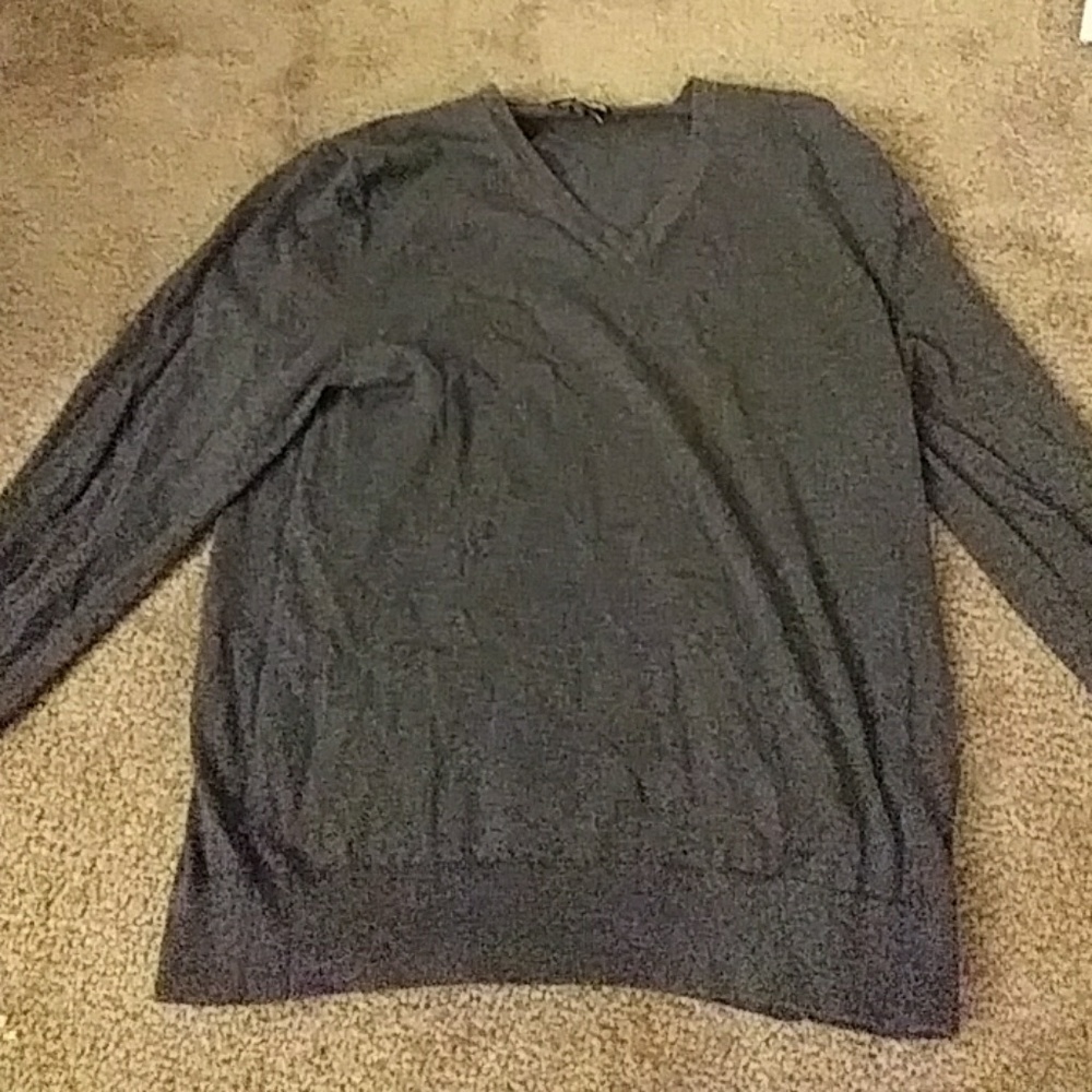 Grey long sleeve